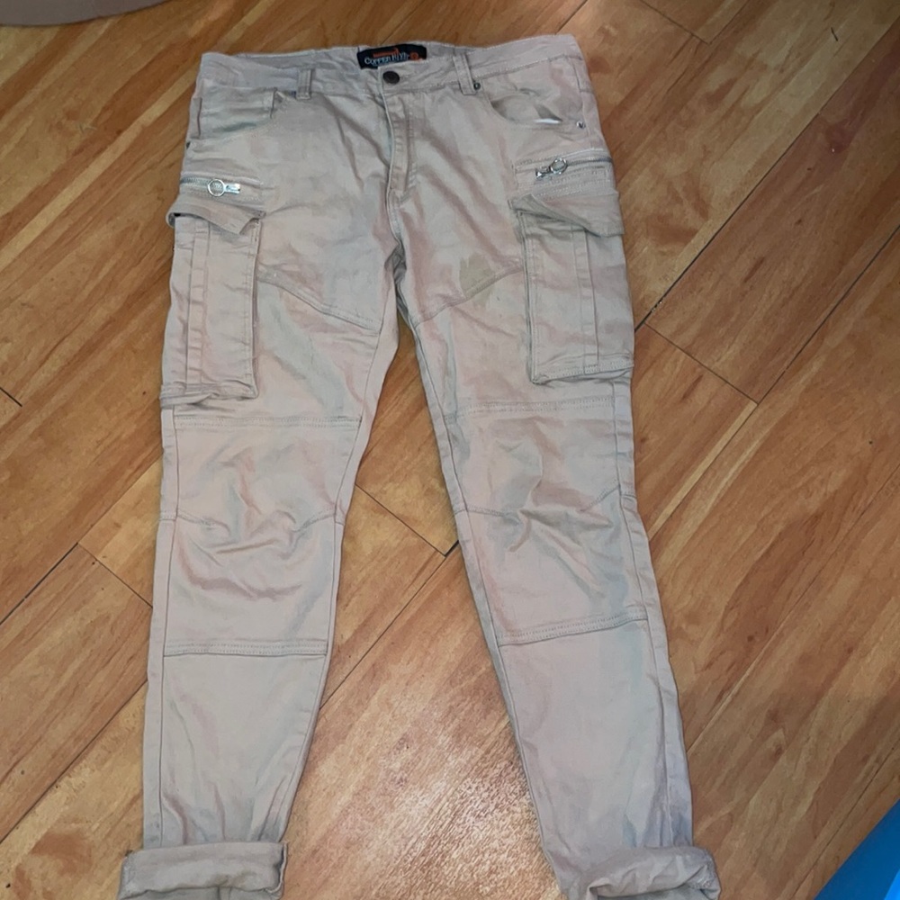 Copper River tan cargo pants. 34/32